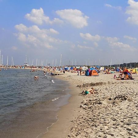 Zentrale Und Strandnahe Ferienwohnung In Kuehlungsborn Ost 外观 照片